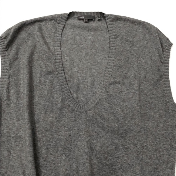 Vince. 100% Merino Wool Gray Sleeveless Sweater - Picture 2 of 9